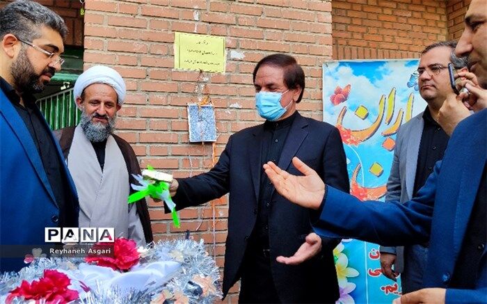 زنگ مهر همزمان با فرارسیدن بهار تعلیم و تربیت در شهرستان قرچک نواخته شد