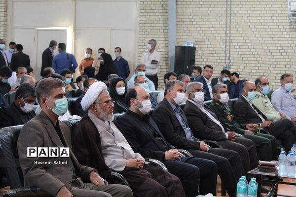 آیین نواختن زنگ بازگشایی مدارس در هرمزگان