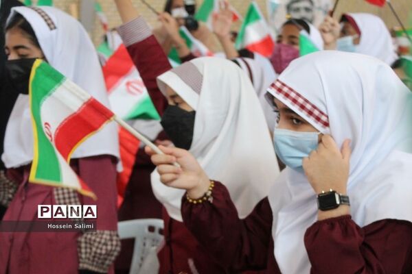 آیین نواختن زنگ بازگشایی مدارس در هرمزگان