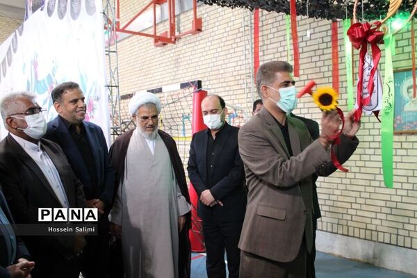 آیین نواختن زنگ بازگشایی مدارس در هرمزگان