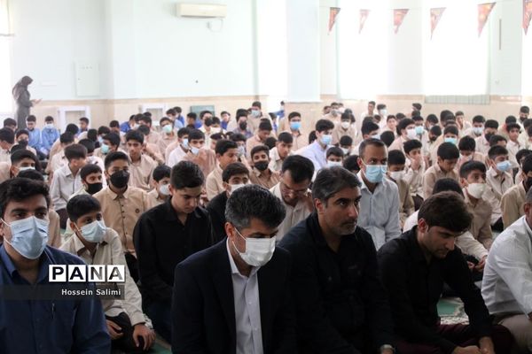 نواختن زنگ نماز در اولین روز بازگشایی مدارس هرمزگان
