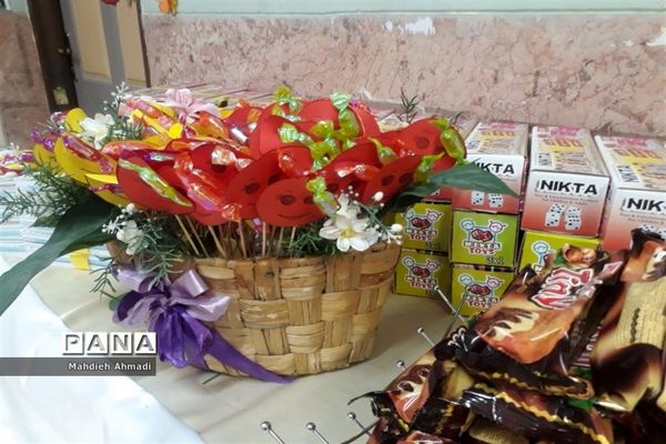 حضور غنچه‌های پایه اولی در دبستان شهید محمدسیفی