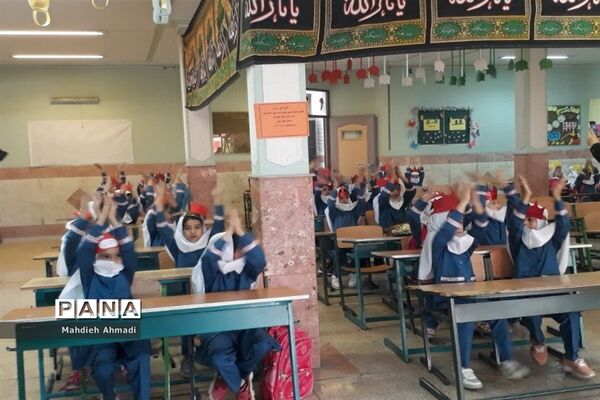 حضور غنچه‌های پایه اولی در دبستان شهید محمدسیفی