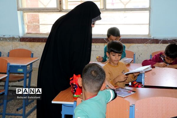 بازدید معاون وزیر آموزش و پرورش از مدارس آذربایجان غربی