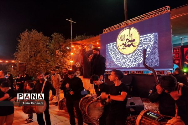 وداع با پیکر شهید دفاع مقدس در بوستان طاووسیه سعدی