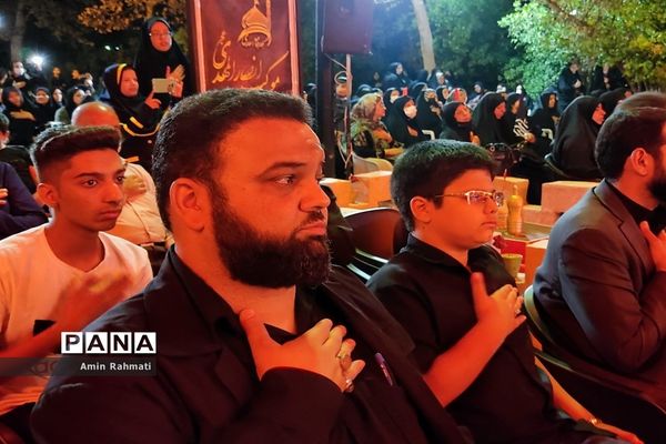 وداع با پیکر شهید دفاع مقدس در بوستان طاووسیه سعدی