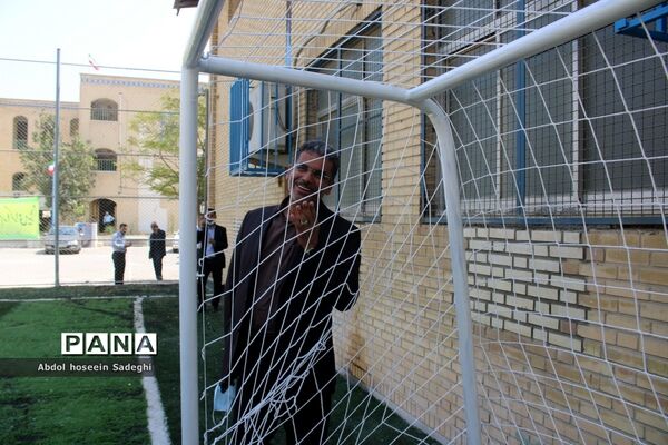 افتتاح زمین چمن دبیرستان دکتر شریعتی  بوشهر
