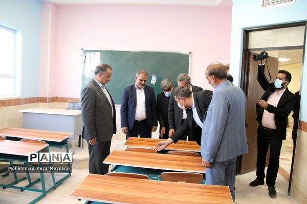 آیین افتتاح دبستان ۶ کلاسه برکت روستای رکن‌آباد شهرستان سمنان