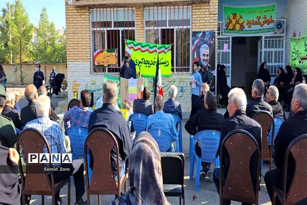 نواخته شدن زنگ آغاز سال تحصیلی در مدارس سورمق