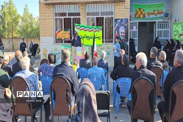 نواخته شدن زنگ آغاز سال تحصیلی در مدارس سورمق