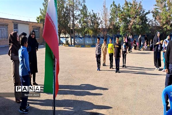 نواخته شدن زنگ آغاز سال تحصیلی در مدارس سورمق