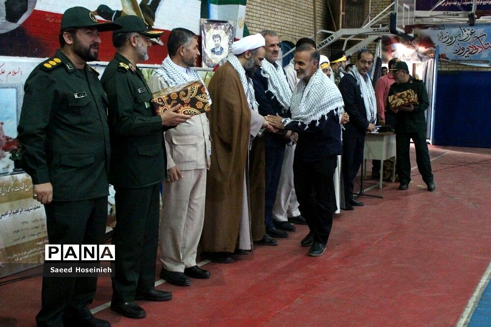 صبحگاه مشترک فرهنگیان بسیجی قم در هفته دفاع مقدس-2