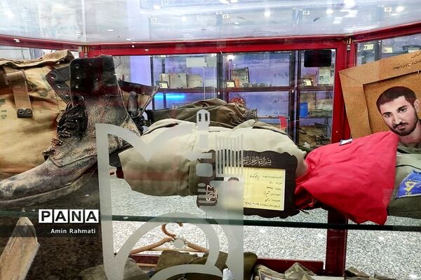 برپایی نمایشگاه دستاوردهای دفاع مقدس در شیراز