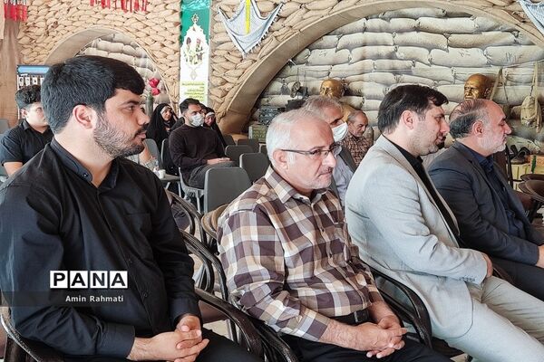 برپایی نمایشگاه دستاوردهای دفاع مقدس در شیراز