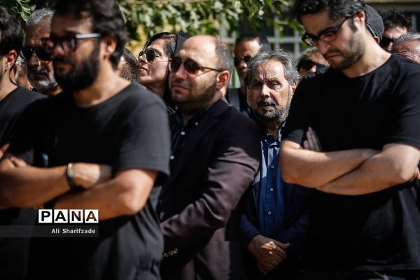 مراسم تشییع و خاکسپاری امین تارخ