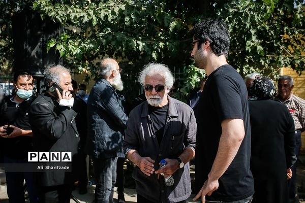 مراسم تشییع و خاکسپاری امین تارخ