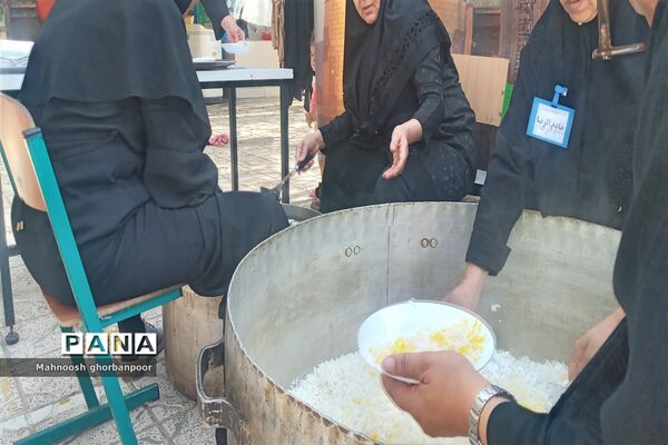 پذیرایی از زوار امام رضا علیه السلام