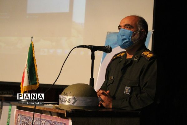 یادواره شهدای دانش‌آموز و فرهنگی در شهرستان خرم بید