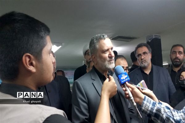 بازدید ازمدارس طرح گام‌های عاشقی توسط معاون اجرایی ریاست جمهوری