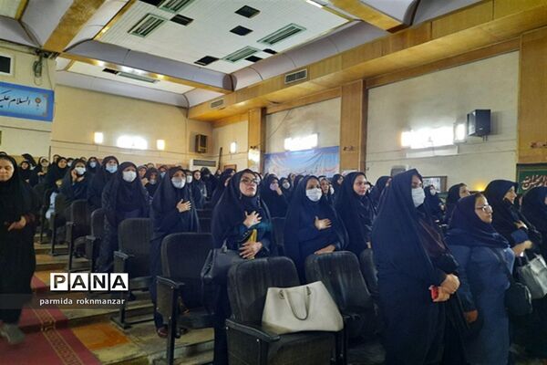 مراسم یادبود شهدای فرهنگی و دانش‌آموز
