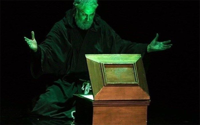 همزمان با اجرای «خورشید کاروان» انوشیروان ارجمند آسمانی شد