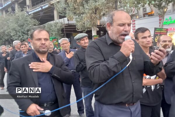 دسته‌های عزاداری مشهد در روز شهادت امام رضا(ع)