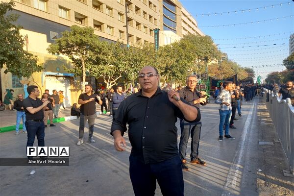 دسته‌های عزاداری مشهد در روز شهادت امام رضا(ع)