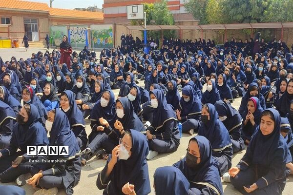 گرامیداشت شهادت امام رضا(ع) و هفته دفاع مقدس در واحدهای آموزشی اسلامشهر