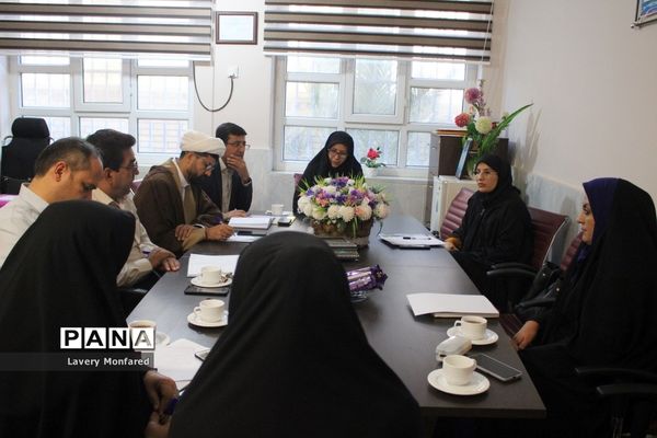 نشست هماهنگی برگزاری مراسم نمادین شور عاطفه‌ها