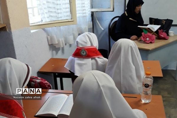 برگزاری طرح ۱۴  ختم قرآن کریم در دبستان حضرت زهرا(س) رودهن