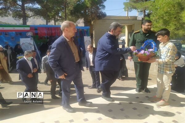 برگزاری اولین یادواره شهدای مدافع حرم در اقلید-استان فارس