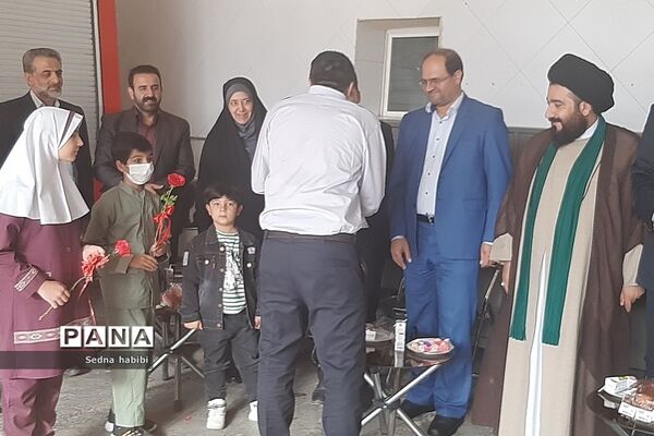 تقدیر از آتش‌نشانان در روز آتش‌نشانی  توسط مسئولان رودهن