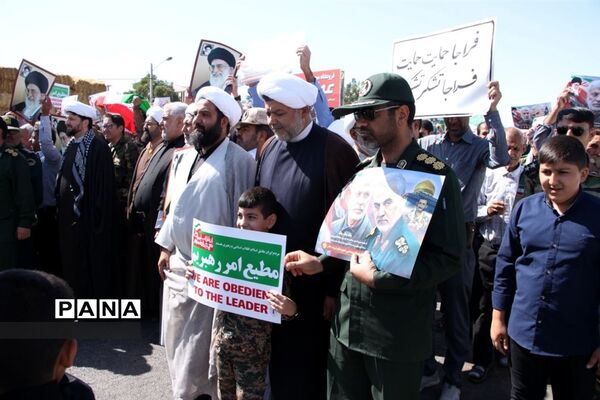 راهپیمایی مردم تربت‌جام در محکومیت تحرکات اغتشاشگران