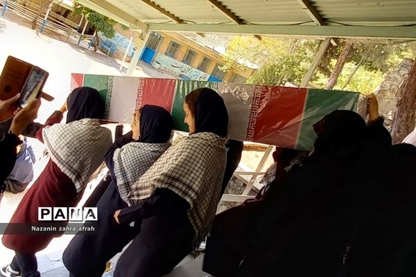 تشییع شهید گمنام در دبیرستان آزاده رودهن