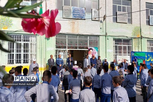 شور عاطفه‌ها در دبستان دکتر شریعتی نایین