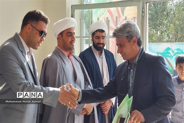 شور عاطفه‌ها در دبستان دکتر شریعتی نایین