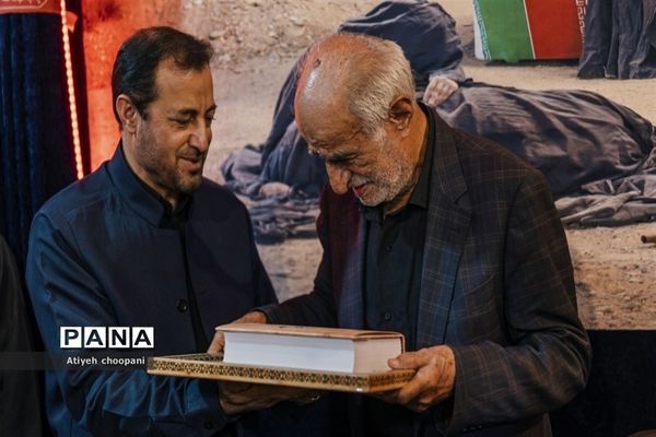 برگزاری نهمین یادواره شهدای گمنام در دبیرستان فرهنگ منطقه ۲