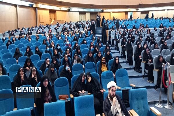 نشست کمیته‌های همکاری حوزه علمیه با آموزش و پرورش در مبلقین طرح امین در البرز