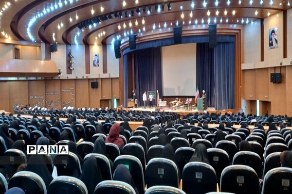 نشست کمیته‌های همکاری حوزه علمیه با آموزش و پرورش در مبلقین طرح امین در البرز