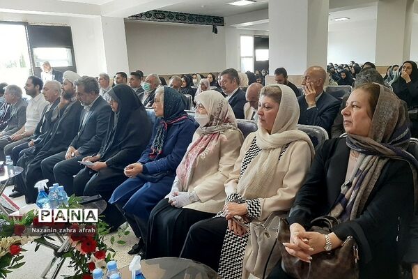 بازگشایی مدرسه خیرساز مهرآفرین در روستای مهرآباد رودهن