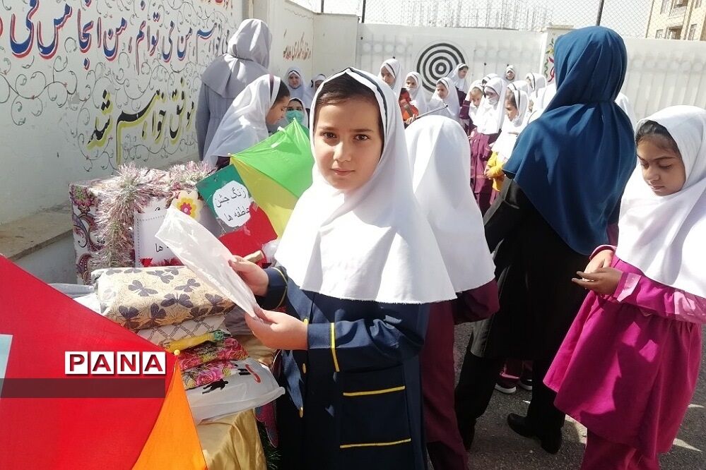 برگزاری جشن عاطفه‌ها در مدارس رودهن