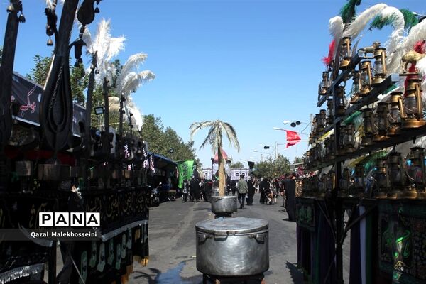 موکب فرزندان حاج قاسم گلستان در پیاده‌روی جاماندگان اربعین حسینی
