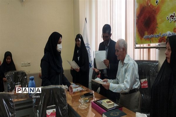 مراسم تجلیل از دانش‌آموزان خبرنگاران  عضو خبرگزاری پانای استان اصفهان
