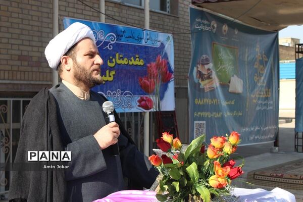 حضور رئیس سازمان دانش‌آموزی استان فارس در مراسم شور عاطفه‌ها