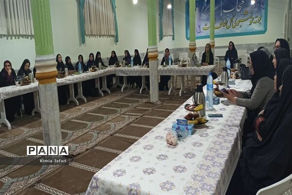 اولین جلسه شورای دبیران دبیرستان شاهد مطهره، کاشمر