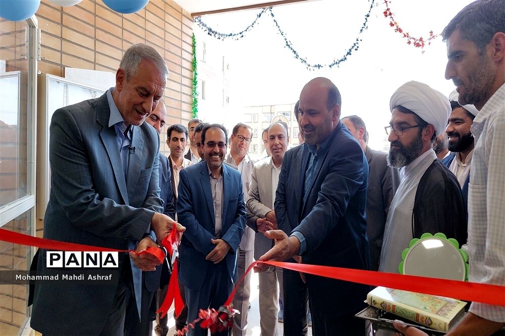 افتتاح مدرسه خیرساز در مسکن مهر قائمیه نایین