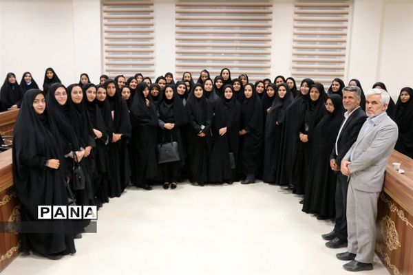 آیین تحلیف و معارفه معلمان جدید شهرستان ابرکوه