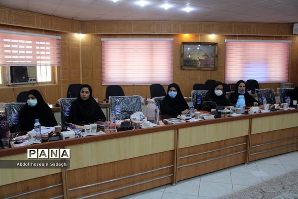 جلسه همه گروه‌های آموزشی درس تربیت‌بدنی آموزش و پرورش استان بوشهر