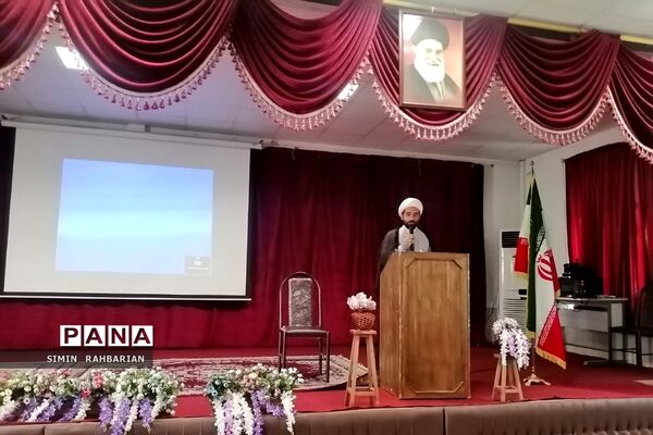 جلسه معاونان و مربیان پرورشی در سالن الغدیر شهرستان پردیس