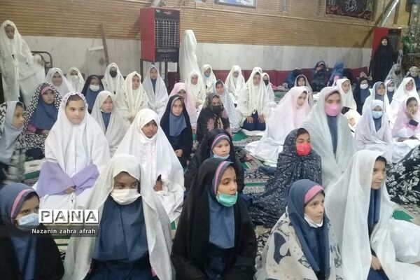برگزاری نماز جماعت در مدارس رودهن
